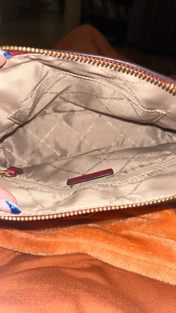 Michael Kors Crossbody Bag - Image 3