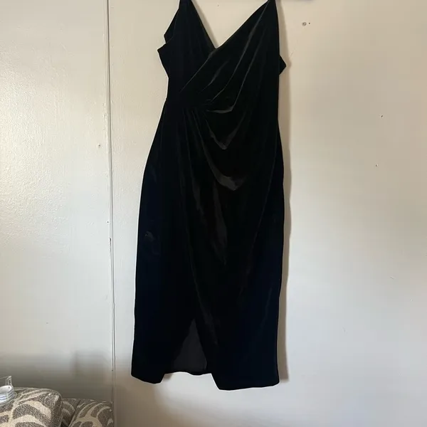 Black Asymmetrical Ruched Bodycon Dress Size M - Image 2