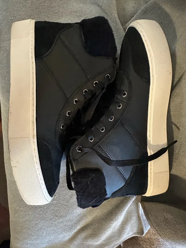 UGG Women’s Sneakers - Image 2