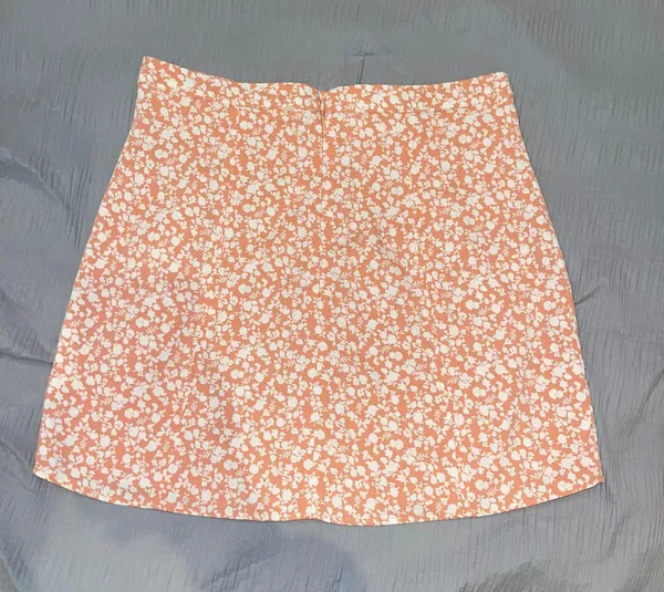And Now This Floral Mini Skirt - Image 3