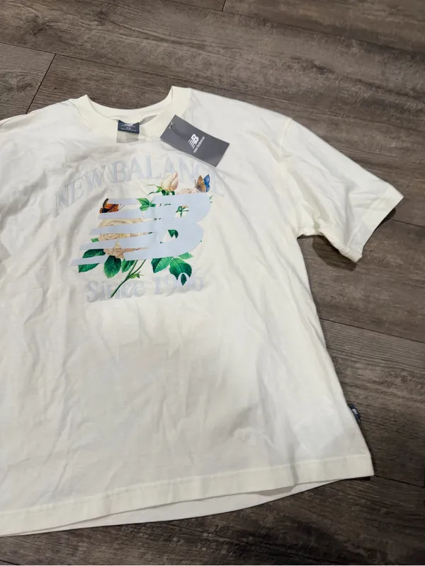 New Balance Cream Graphic Tee with Green Botanical Detail - Image 8
