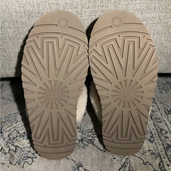 UGG Disquette Platform Slipper - Image 12