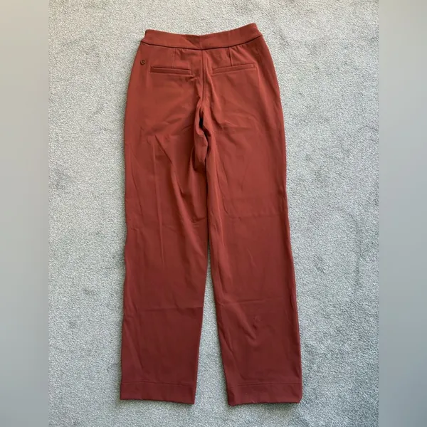 NWOT Lululemon Luxtreme mid-rise straight leg trouser dark terracotta size XS - Image 7