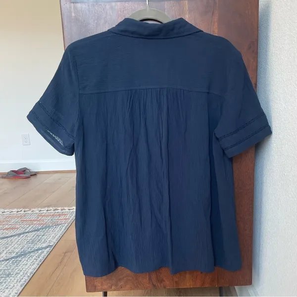 STYLE & CO Navy Blue Pintucked Crochet Top - Coastal Grandmother NWT - Image 3