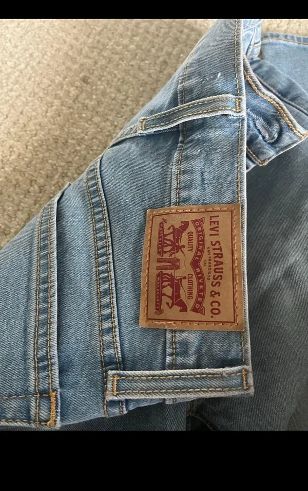 Levi Straight Jeans  - Image 4