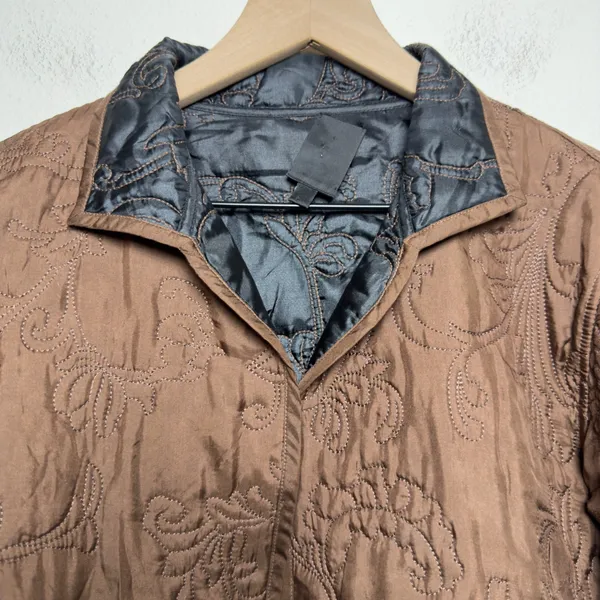 Due Per Due Women 100% SILK Chore Jacket L Brown Reversible Quilted‎ Embroidered - Image 5