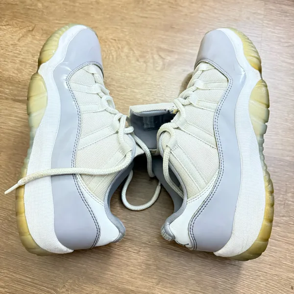 Nike Air Jordan 11 Retro Cement Grey Mens Size 9.5 US Sneakers Shoes - Image 3