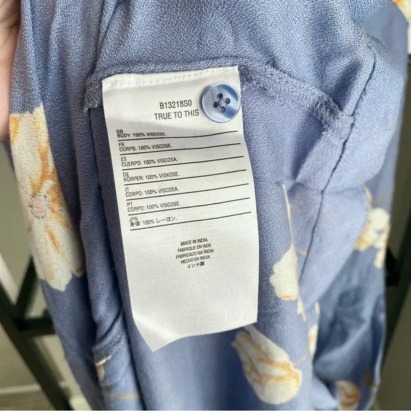 NWT Volcom Button Front Floral Maxi Dress - Image 4