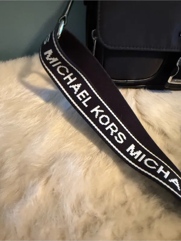 Michael Kors Khai Medium Nylon Messenger Bag - Image 2
