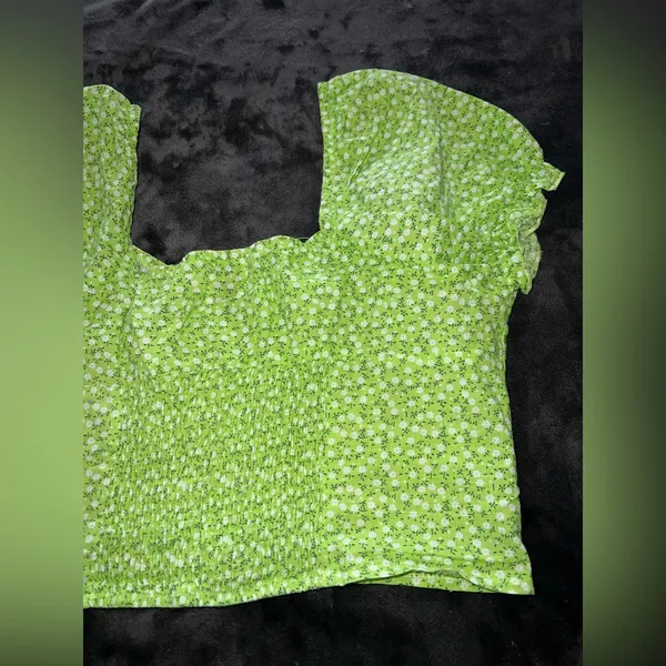 Princess Polly Laguna Top in Green Size 8 - Image 14