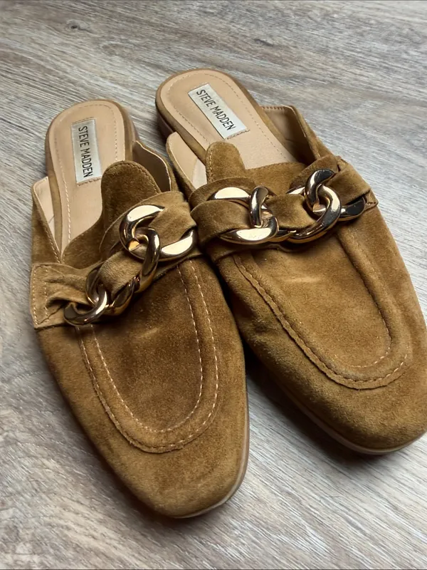 Steve Madden Cassady Tan Suede Chain-Accent Mules Size 8.5 M - Image 5