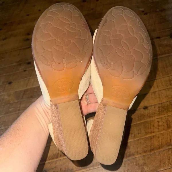Korkease strappy ankle block heeled size 9 sandals - Image 2