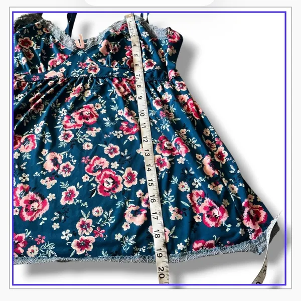 Laura Ashley Floral Cami & Shorts Pajama Set large - Image 5