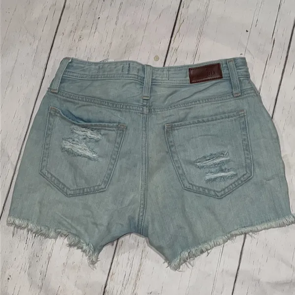 Hollister light blue high rise mom jean - Image 3