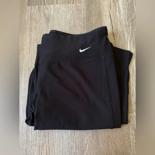 Nike Dri-FIT Black Yoga Pants Sweatpants Flare Leggings Comfy Size S 4 6 - Image 8