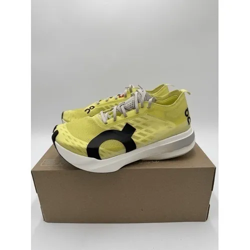 On Women's Cloudboom Strike Running Shoes Limelight Wolf Size 9 NWB ($280 ORG) - Image 2