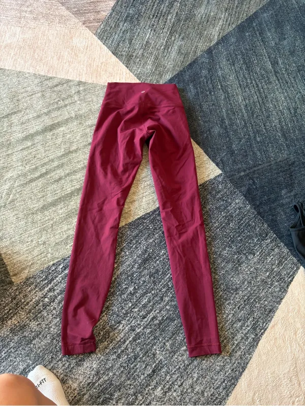 Lululemon Wonder Under Leggings - Image 3