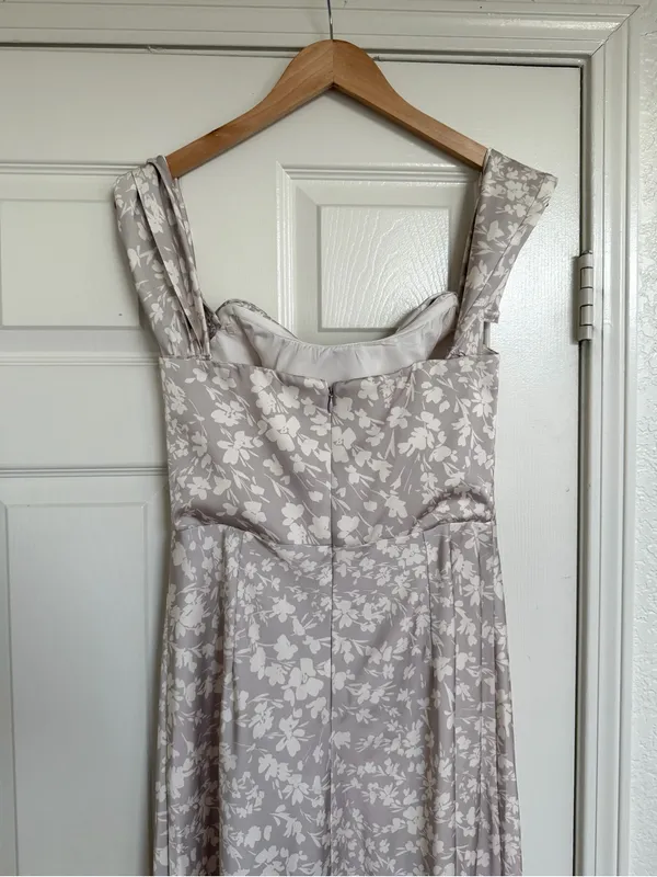 Birdy Grey Mia Dress Matte Satin Almond Dreamy Floral Maxi M White Pearl Gray - Image 11