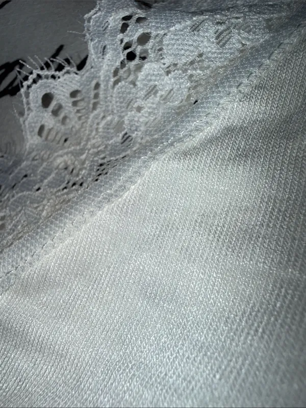 Cupshe White Lace-Trim V-Neck Long Sleeve Tee - Image 7