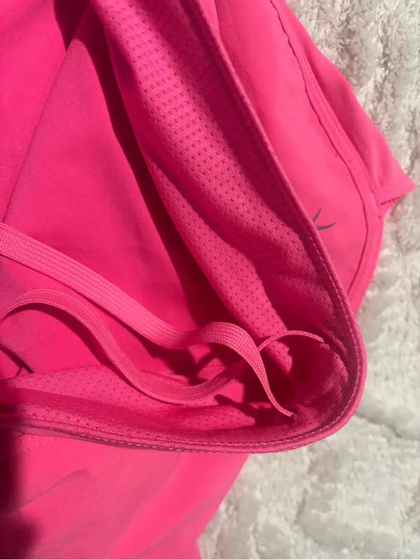 Da skin small pink athletic skirt - Image 3