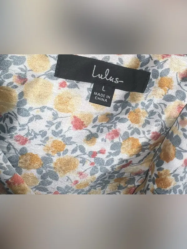 Lulu’s Express Yourself floral Dress Satin material NWOT size Large boho - Image 4