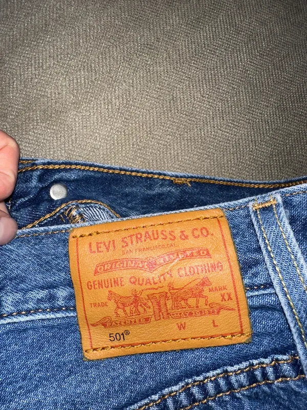 Levi’s 501 Shorts - Image 3