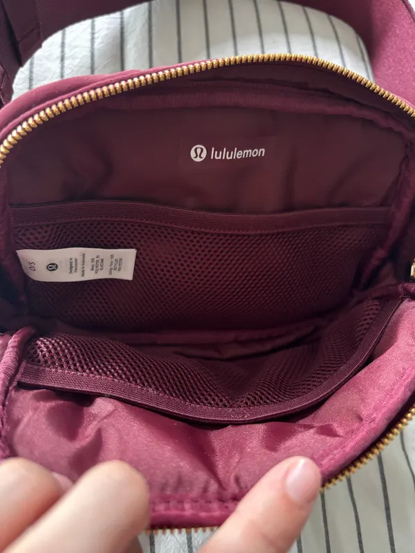 Everywhere Lululemon Belt Bag - Image 5