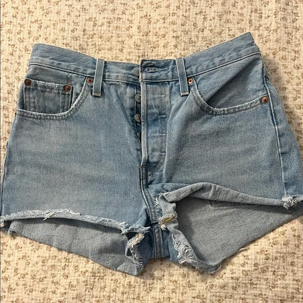 Levi’s cutoff jeans - Image 2
