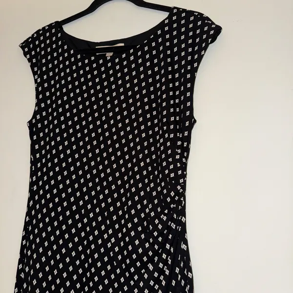 LOFT women’s beautiful dress Sz M ✨ - Image 3
