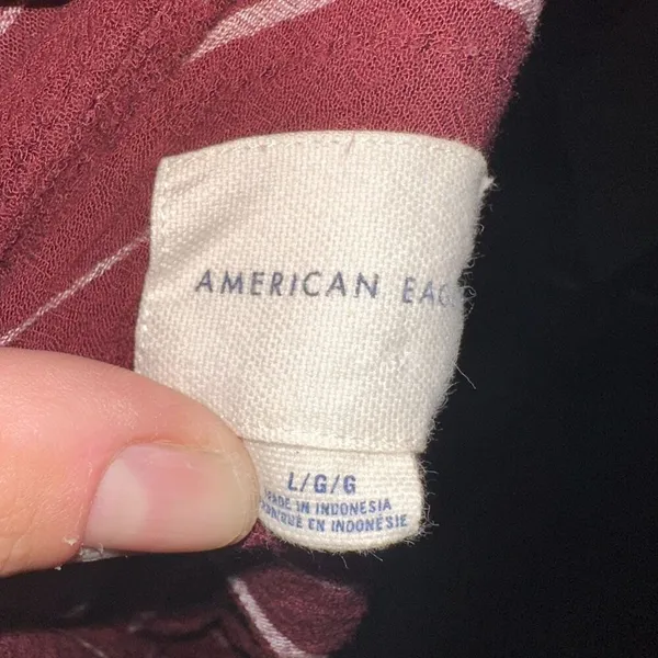 American Eagle rust & white striped L cropped tie front shirt - Image 3