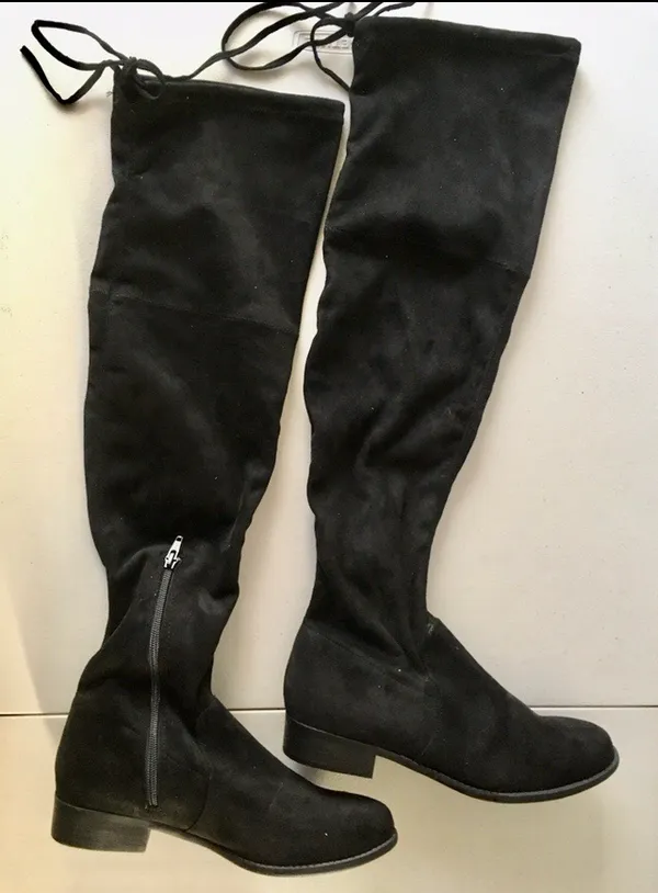 Black Knee High Boots, Size 8 1/2 - Image 2