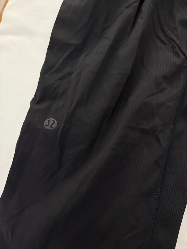 Lululemon Dance Studio Mid Rise Crop 25" - Image 12