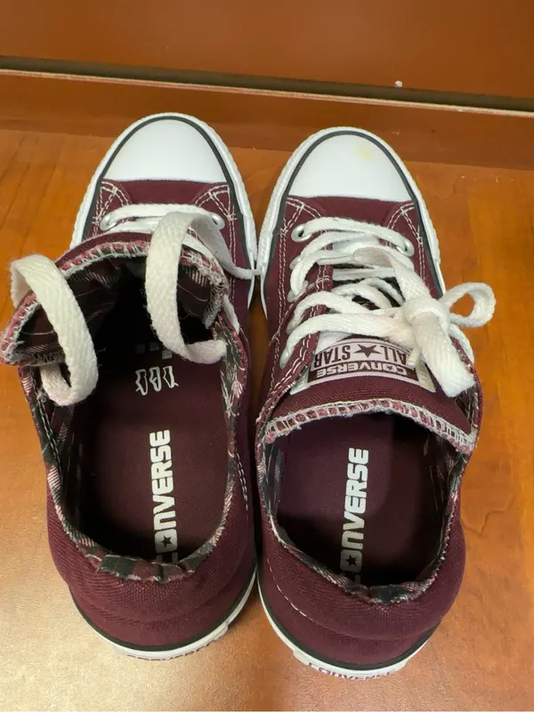 Converse All Star Burgundy Plaid Low Top Sneakers Women’s 6 - Image 4