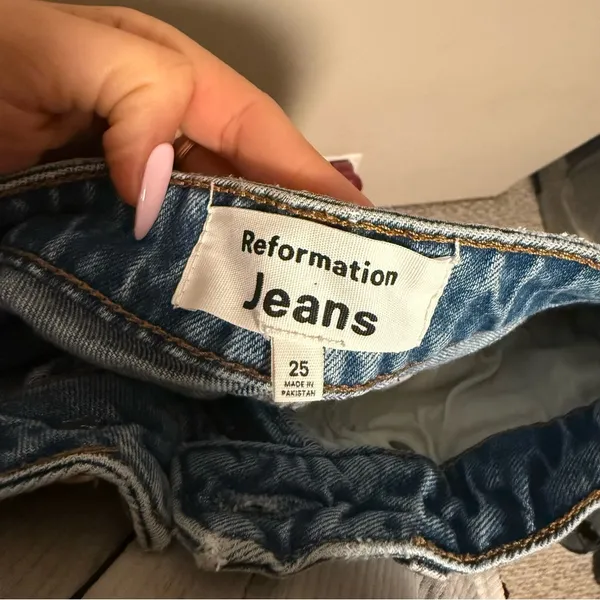 Reformation Liza Ultra High Rise Slim Straight Jeans in Malta- Size 25 - Image 10
