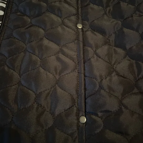 Women's REVERSIBLE zip up vest with pockets size M Black Size M - Image 6