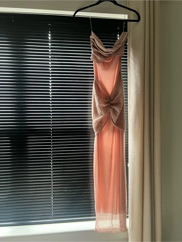Strapless Dusty Pink Maxi Dress with Twist Front - Image 4