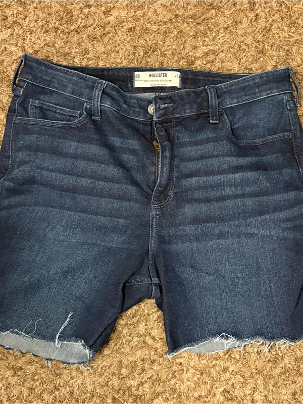 Hollister Curvy High-Rise Super Skinny Jeans Size 16R W33 Dark Wash - Image 4