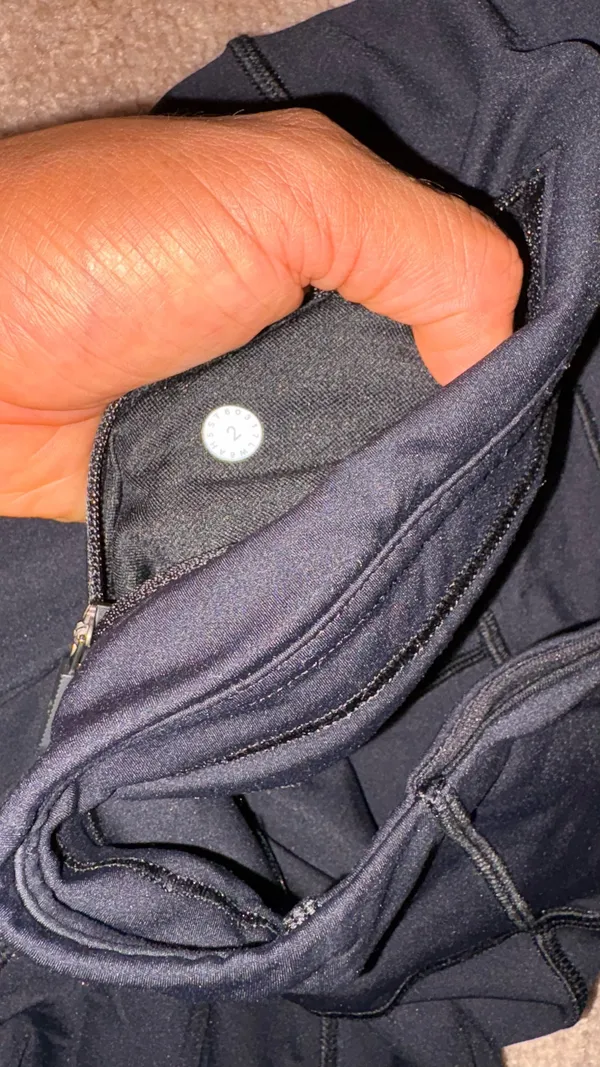 Lululemon Capri Leggings - Image 3