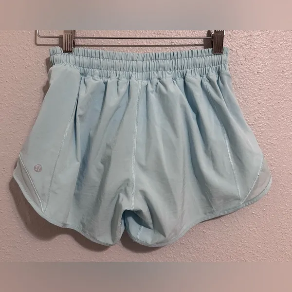 Lululemon Hotty Hot Short II *Long 4" Sea Frost Women's Blue new without tags - Image 5