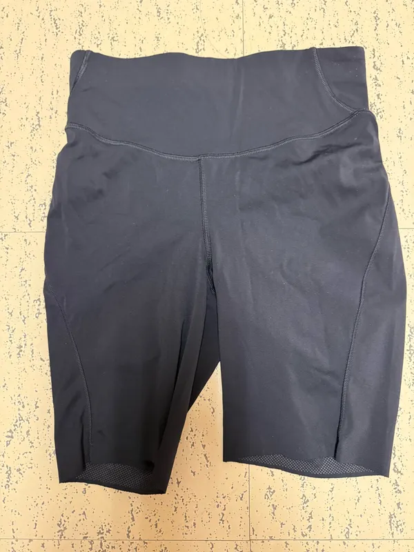 Lululemon Shorts Biker Align - Image 2