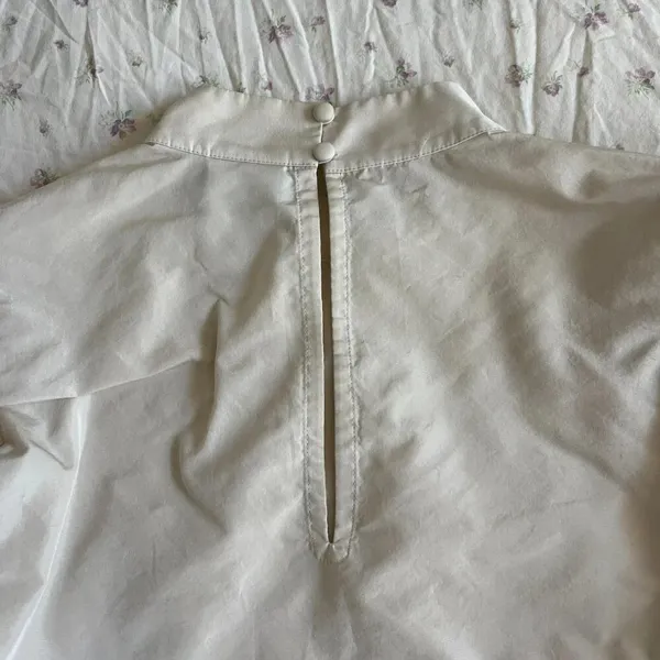 Aritzia Sunday Best Blouse Off White 3/4 Length Puff Sleeves High Neck Size 2XS - Image 5