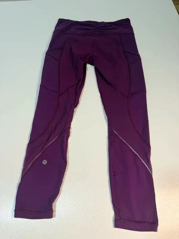 Lululemon women leggings - Image 4