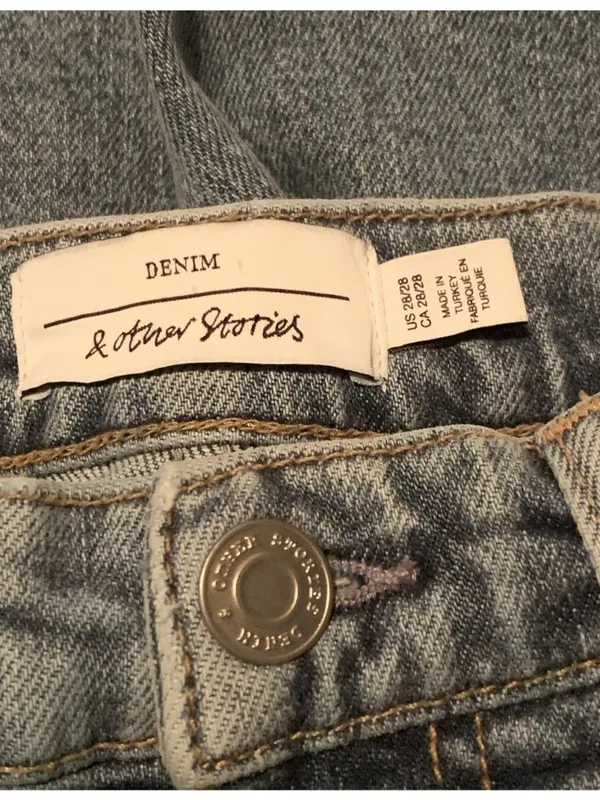 & Other Stories Blue Straight Leg High Rise Denim Jeans 28-actual 26” Raw Hem - Image 4