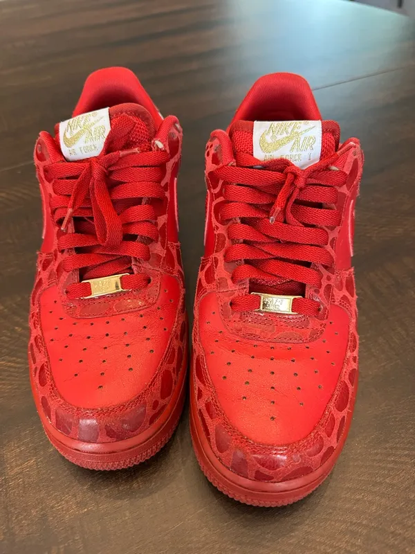 Nike Air Force 1 AF1 Valentine's Day Limited Edition Red Sneakers US Size 9 - Image 5