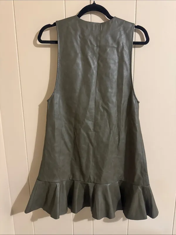 Zara Olive Green Faux Leather V-Neck Dress with Ruffle Hem - Image 5