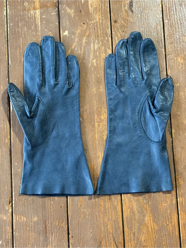 Deer Skin Trading Post Genuine Leather Dress Gloves - Image 4