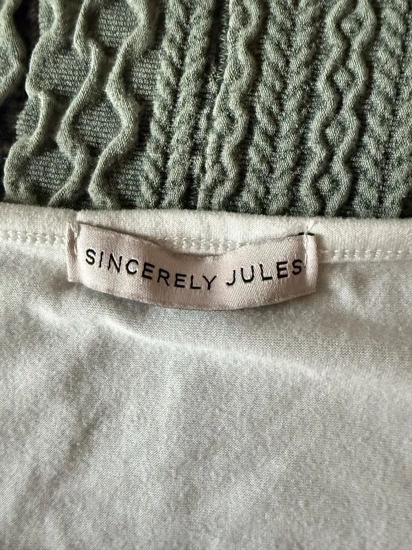 Sincerely, drawers crop top - Image 2