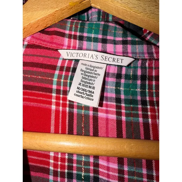 Victoria's Secret Plaid Flannel Pajama Set Size M Short Red Holiday Lurex EUC‎ - Image 3