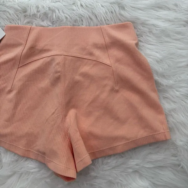 Lululemon Ribbed Softstreme High-Rise Short 2" Peach Bellini Size 4 - Image 8