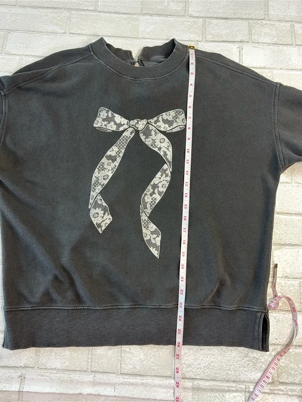 Aerie Oversized Black Sweatshirt with White Lace Bow Graphic Size XS - Image 6